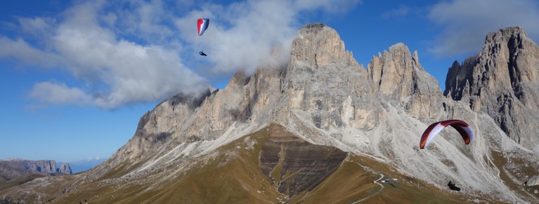 paragliding in the dolomites-Paracrane European Tour