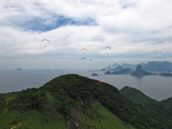 Paragliding Nitaroi, Brazil-Paracrane Brazil Tou